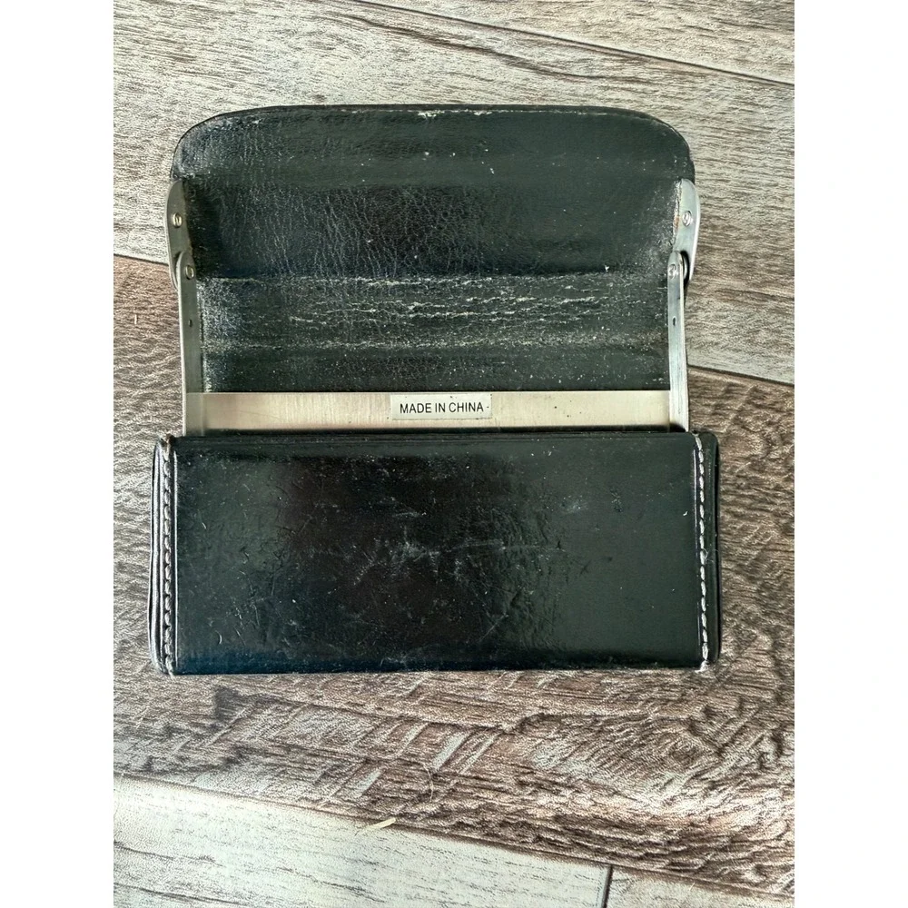 Levenger Business Card Case Black Leather Slim Professional Pocket Wallet